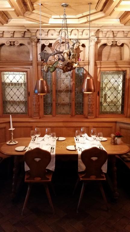 Zunfthaus Zu Wirthen Hotel Solothurn Bagian luar foto