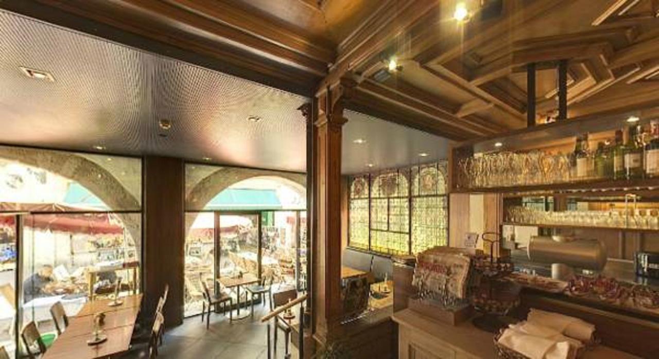 Zunfthaus Zu Wirthen Hotel Solothurn Bagian luar foto
