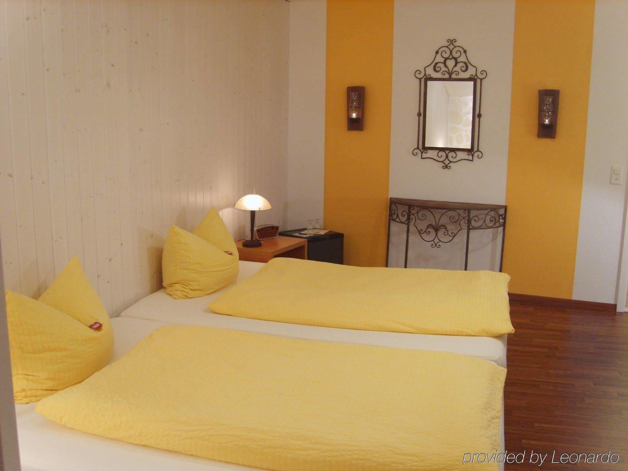 Zunfthaus Zu Wirthen Hotel Solothurn Ruang foto