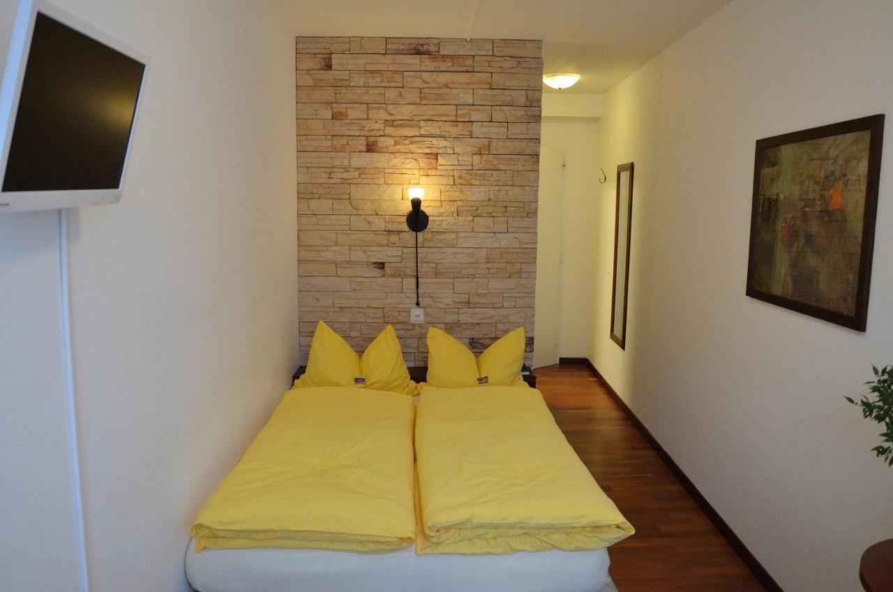 Zunfthaus Zu Wirthen Hotel Solothurn Bagian luar foto